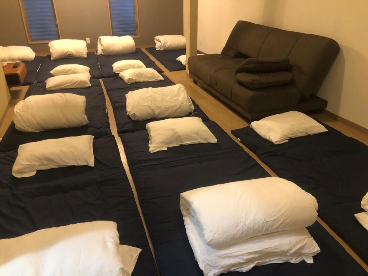 Ferienwohnung Oyado Gorilla Annex Ōsaka Exterior foto
